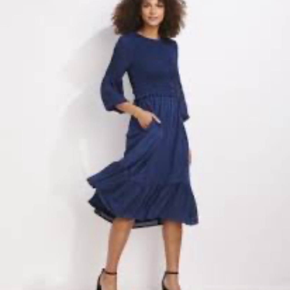 Vineard Vines 100%Silk midi dress